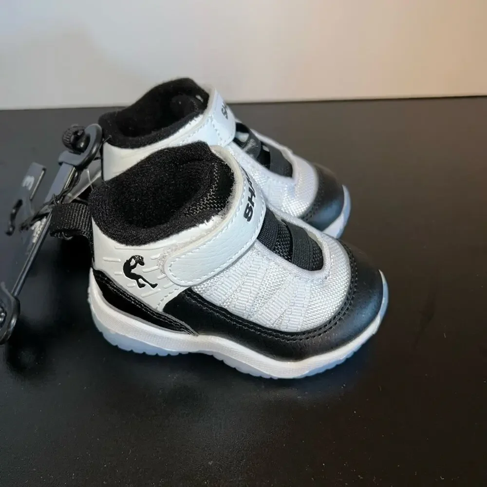 SHAQUILLE INFANT SNEAKER SIZE 3 NWT